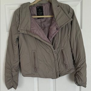 GAP Women's Taupe Puffer Jacket